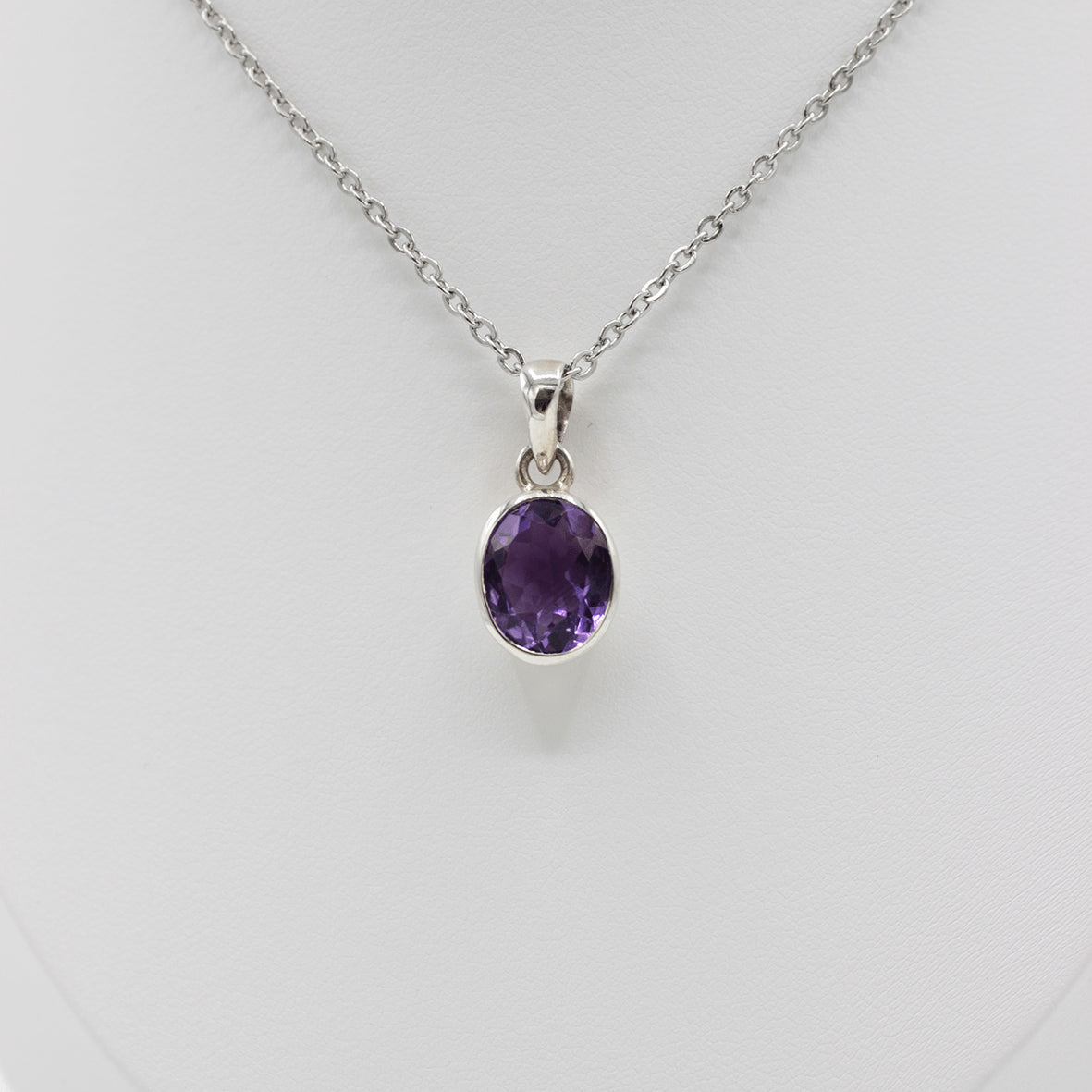 Pendentif Améthyste Facetté – Monture et Bélière en Argent 925 (3g)