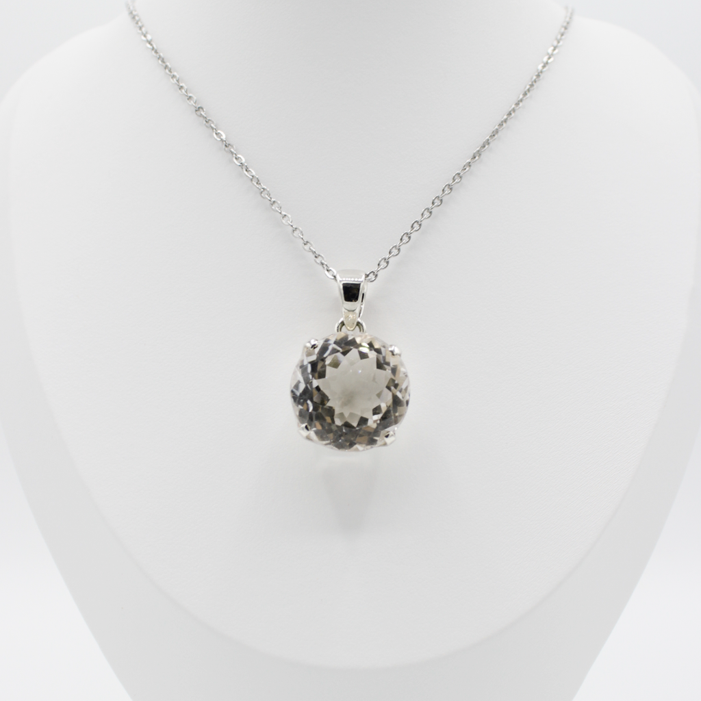 Pendentif Cristal de Roche Facetté – Argent 925 (13 g)