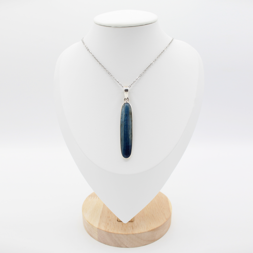 Pendentif Cyanite Bleue – Argent 925 (10 g)