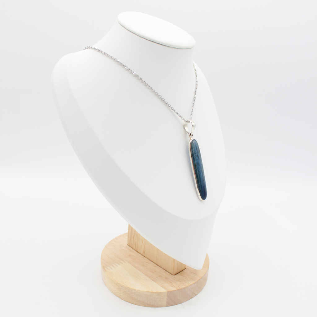 Pendentif Cyanite Bleue – Argent 925 (10 g)
