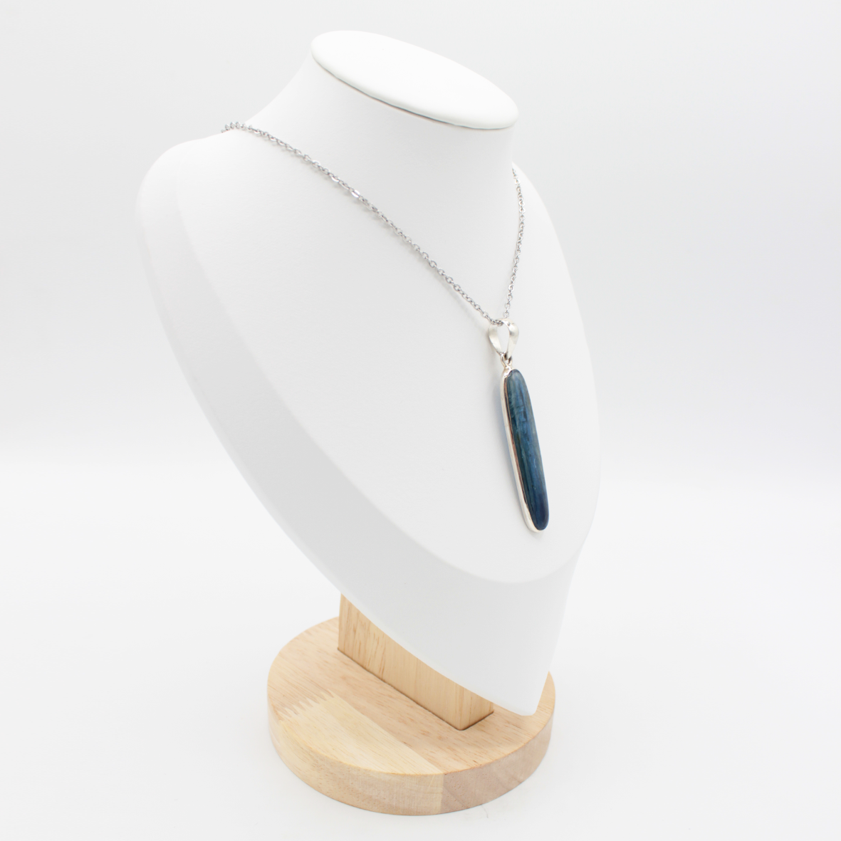 Pendentif Cyanite Bleue – Argent 925 (10 g)