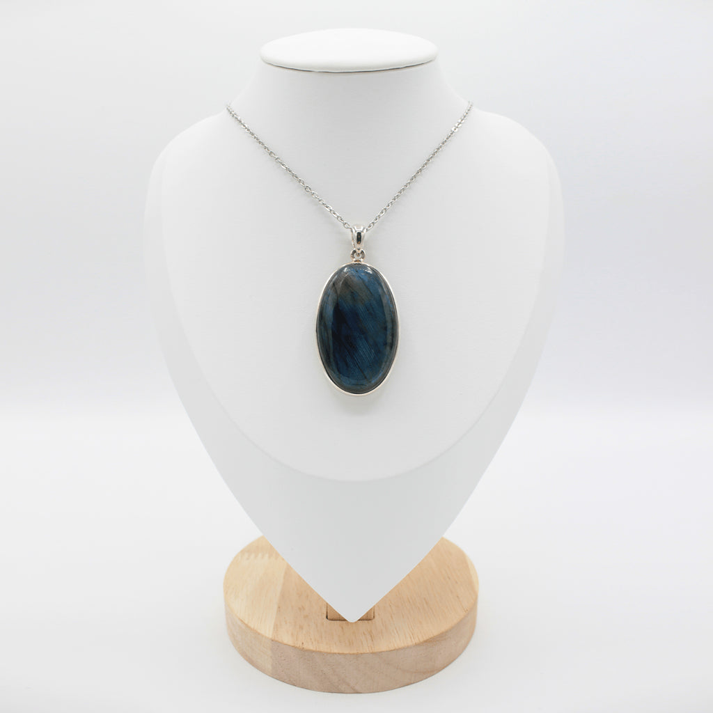 Pendentif Labradorite Ovale – Monture et Bélière en Argent 925 (18g)
