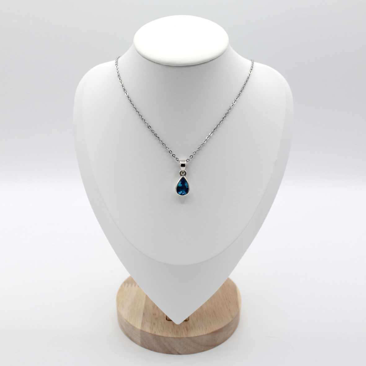 Pendentif Topaze Facettée – Argent 925 (2 g)