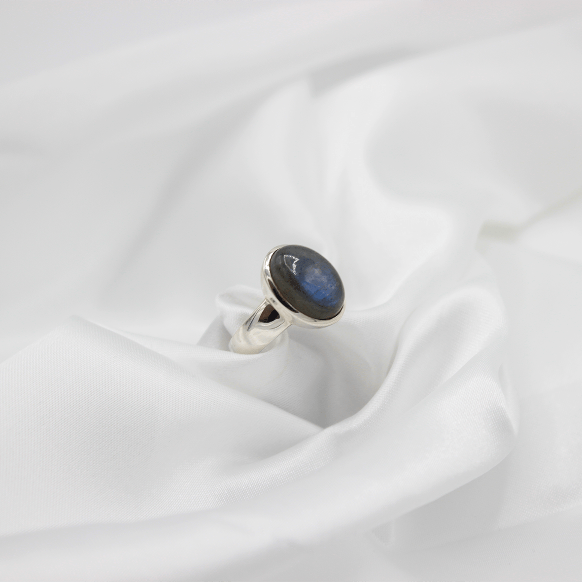 Bague Labradorite – Monture en Argent 925, Taille 60 (6 g)